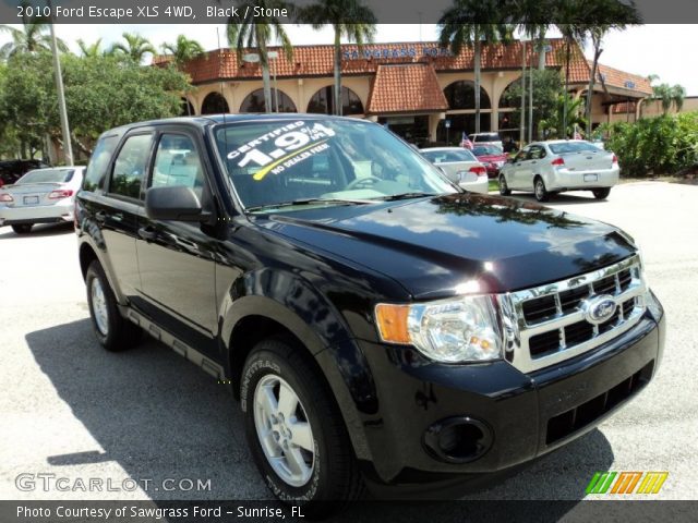 2010 Ford Escape XLS 4WD in Black