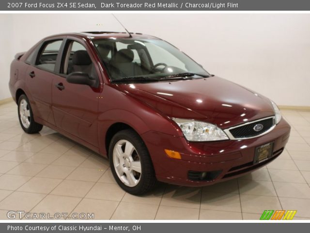 2007 Ford Focus ZX4 SE Sedan in Dark Toreador Red Metallic