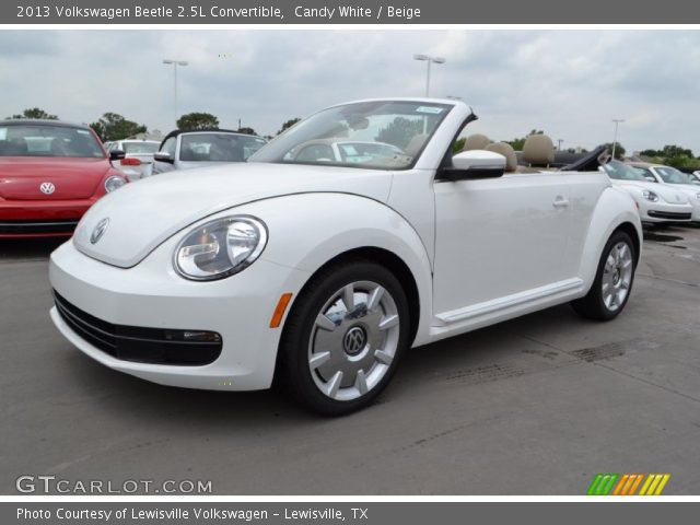 2013 Volkswagen Beetle 2.5L Convertible in Candy White