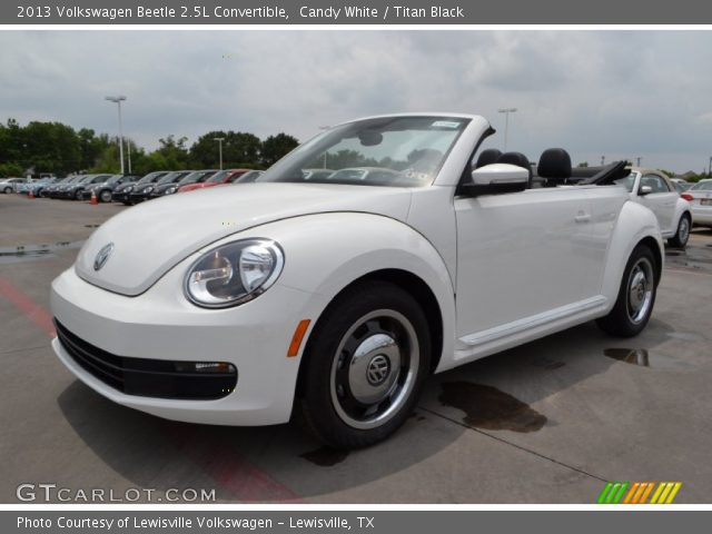 2013 Volkswagen Beetle 2.5L Convertible in Candy White