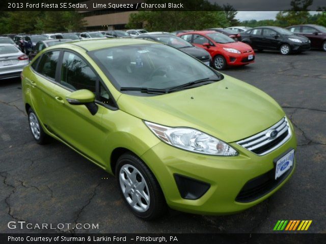 2013 Ford Fiesta SE Sedan in Lime Squeeze