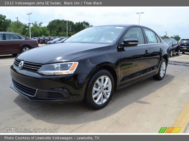 2013 Volkswagen Jetta SE Sedan in Black Uni
