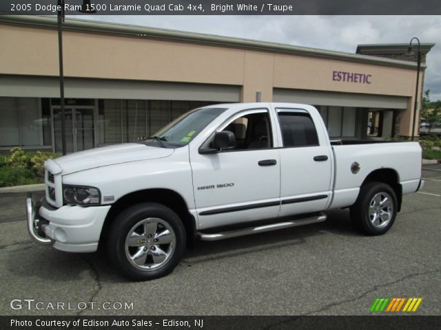 2005 Dodge Ram 1500 Laramie Quad Cab 4x4 in Bright White
