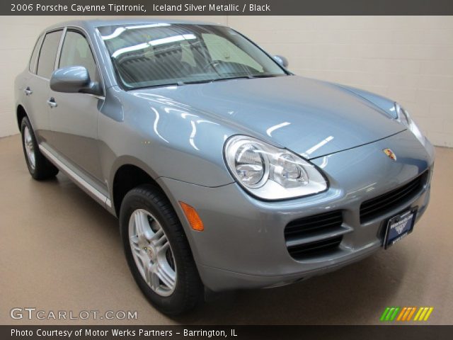2006 Porsche Cayenne Tiptronic in Iceland Silver Metallic