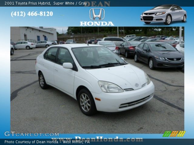 2001 Toyota Prius Hybrid in Super White