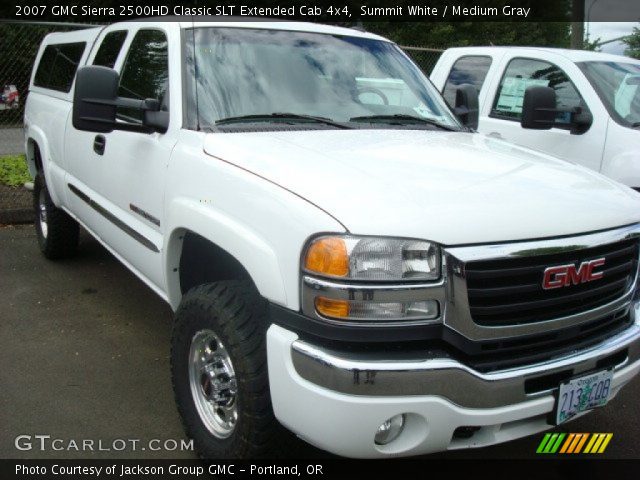 2007 GMC Sierra 2500HD Classic SLT Extended Cab 4x4 in Summit White