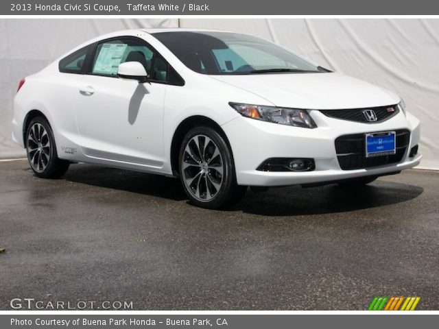 2013 Honda Civic Si Coupe in Taffeta White