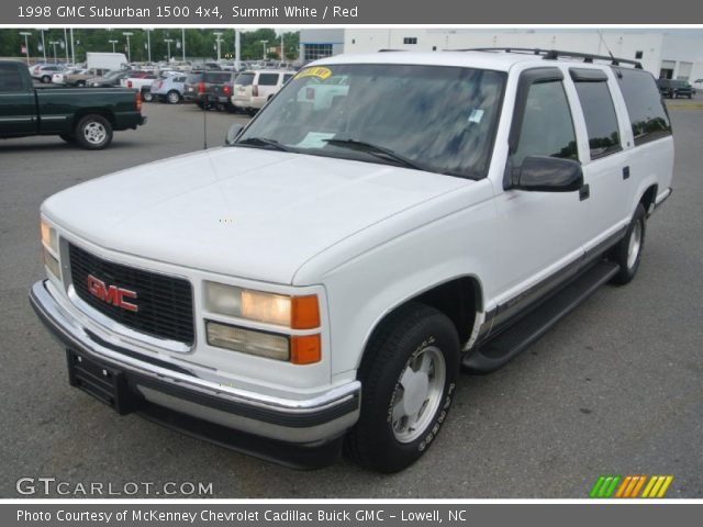 1998 GMC Suburban 1500 4x4 in Summit White