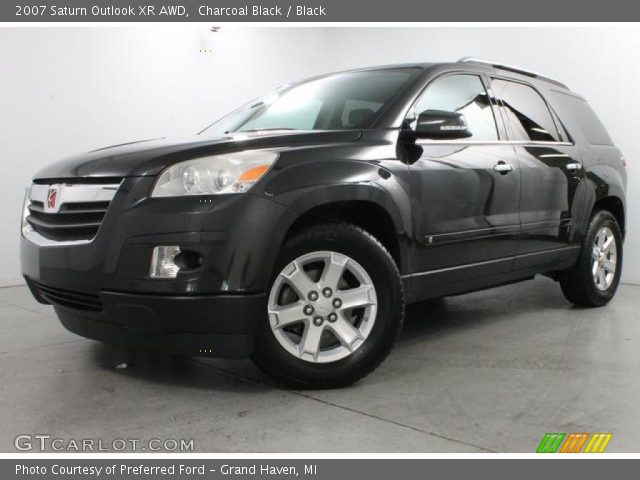2007 Saturn Outlook XR AWD in Charcoal Black