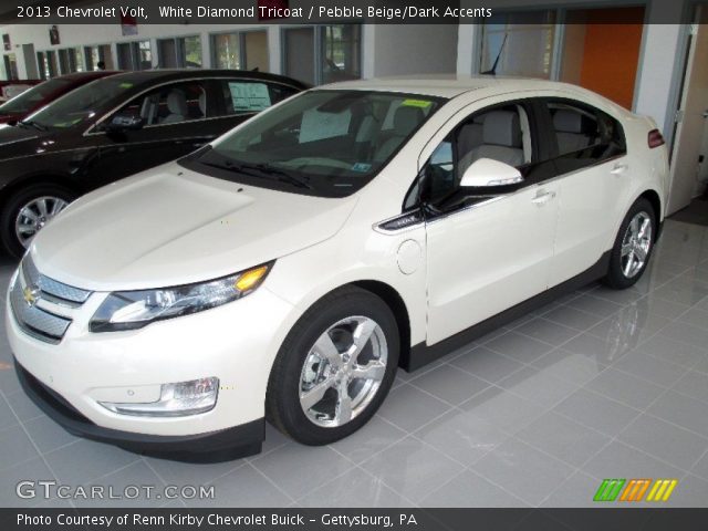 2013 Chevrolet Volt  in White Diamond Tricoat