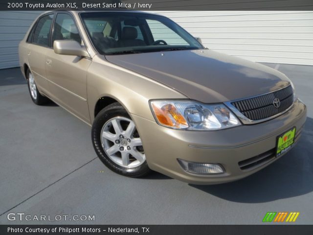 2000 Toyota Avalon XLS in Desert Sand Mica