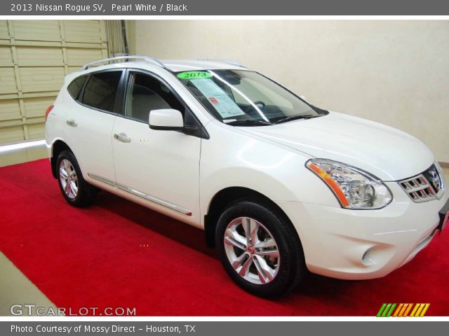 2013 Nissan Rogue SV in Pearl White