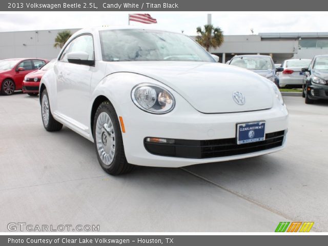 2013 Volkswagen Beetle 2.5L in Candy White