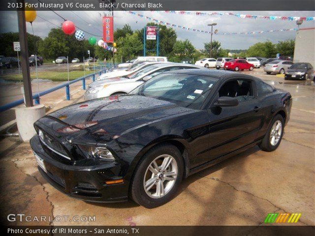 2013 Ford Mustang V6 Coupe in Black