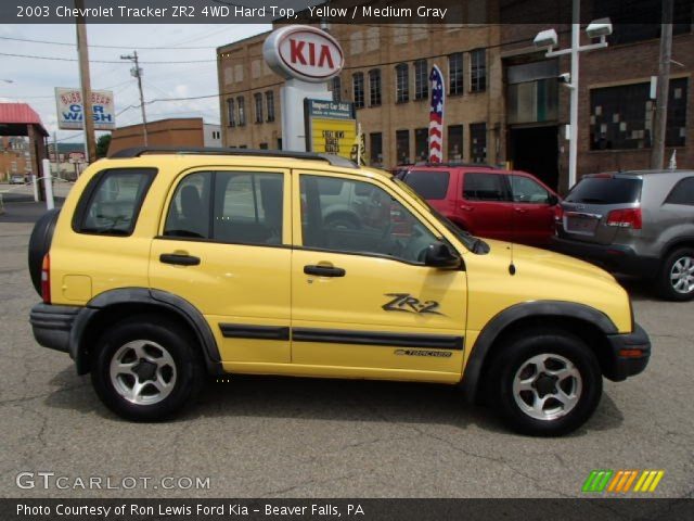 2003 Chevrolet Tracker ZR2 4WD Hard Top in Yellow