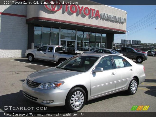 2004 Toyota Camry XLE in Lunar Mist Metallic