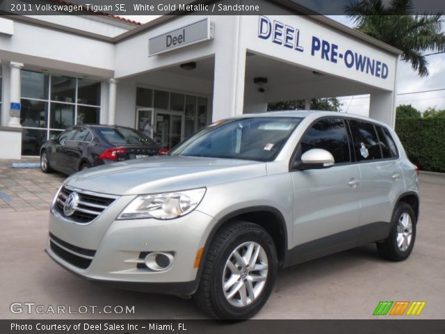 2011 Volkswagen Tiguan SE in White Gold Metallic