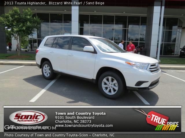 2013 Toyota Highlander  in Blizzard White Pearl