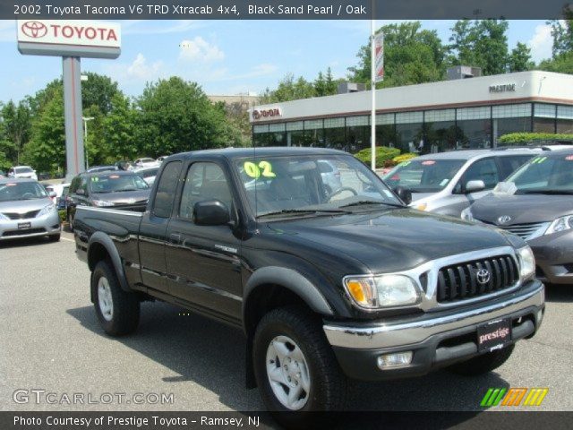 2002 Toyota Tacoma V6 TRD Xtracab 4x4 in Black Sand Pearl