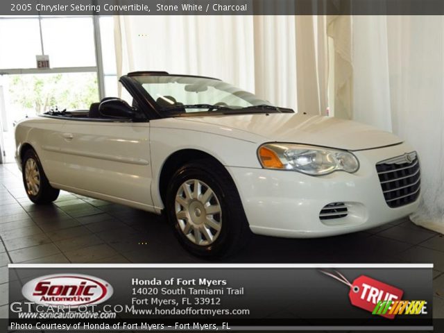 2005 Chrysler Sebring Convertible in Stone White