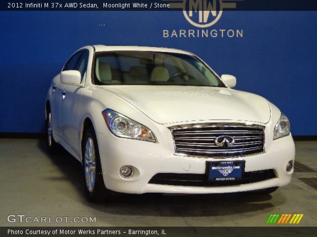 2012 Infiniti M 37x AWD Sedan in Moonlight White