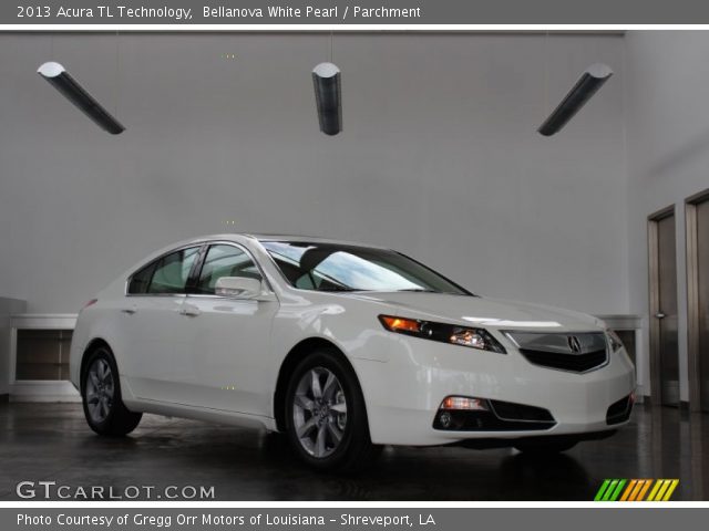 2013 Acura TL Technology in Bellanova White Pearl