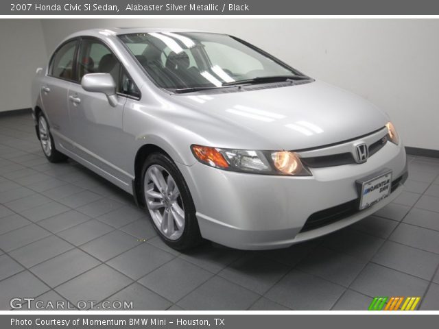 2007 Honda Civic Si Sedan in Alabaster Silver Metallic