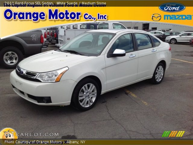 2011 Ford Focus SEL Sedan in White Suede