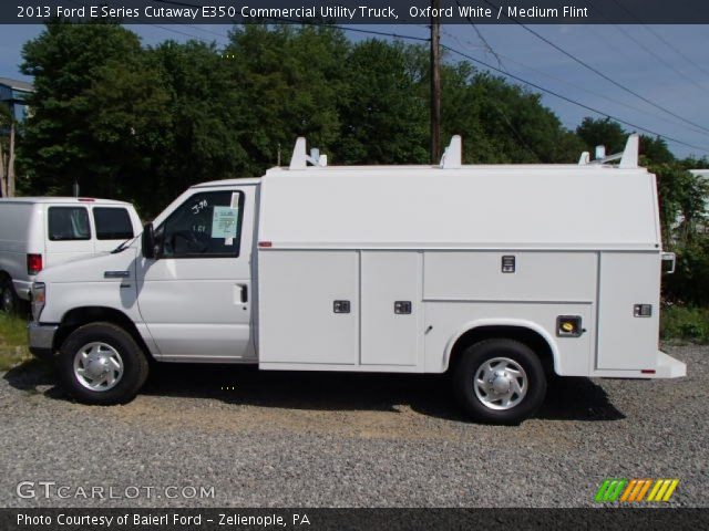 2013 Ford E Series Cutaway E350 Commercial Utility Truck in Oxford White