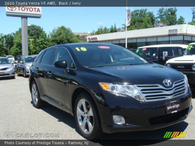 2010 Toyota Venza V6 AWD in Black