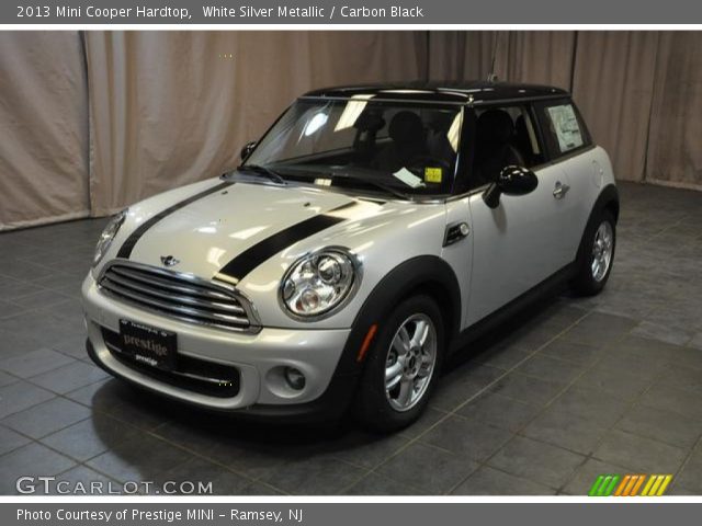 2013 Mini Cooper Hardtop in White Silver Metallic