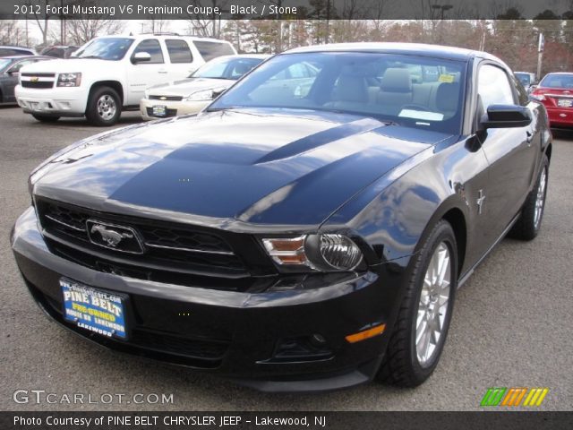 2012 Ford Mustang V6 Premium Coupe in Black
