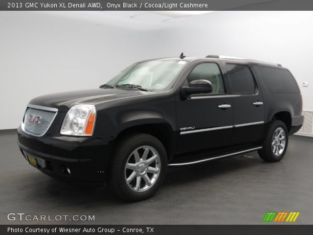 2013 GMC Yukon XL Denali AWD in Onyx Black