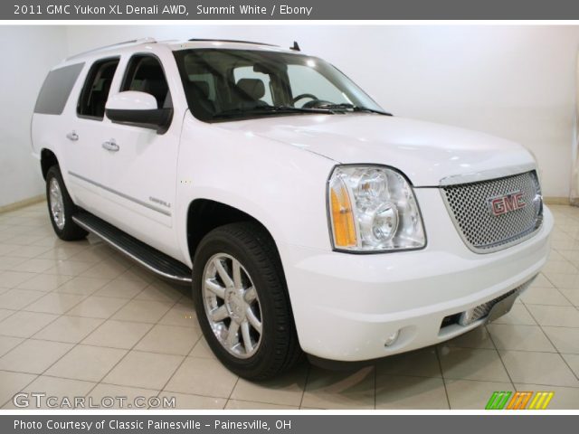 2011 GMC Yukon XL Denali AWD in Summit White