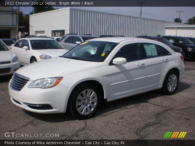 2012 Chrysler 200 LX Sedan in Bright White
