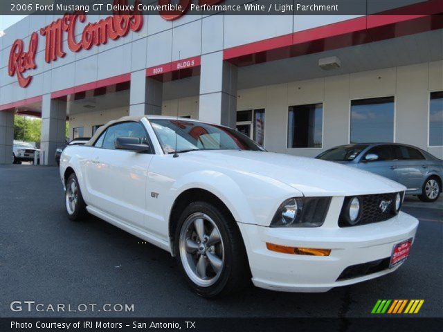 Performance White 2006 Ford Mustang Gt Deluxe Convertible