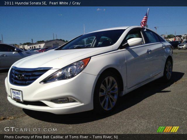 2011 Hyundai Sonata SE in Pearl White