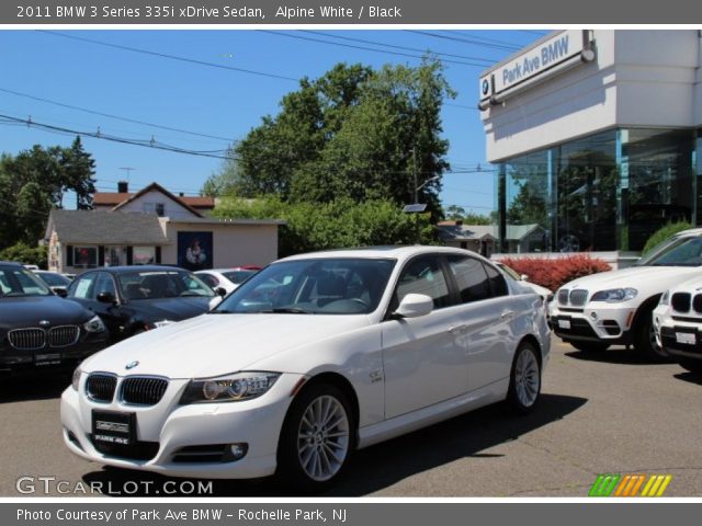 2011 BMW 3 Series 335i xDrive Sedan in Alpine White