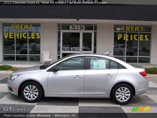 2011 Chevrolet Cruze LS in Silver Ice Metallic