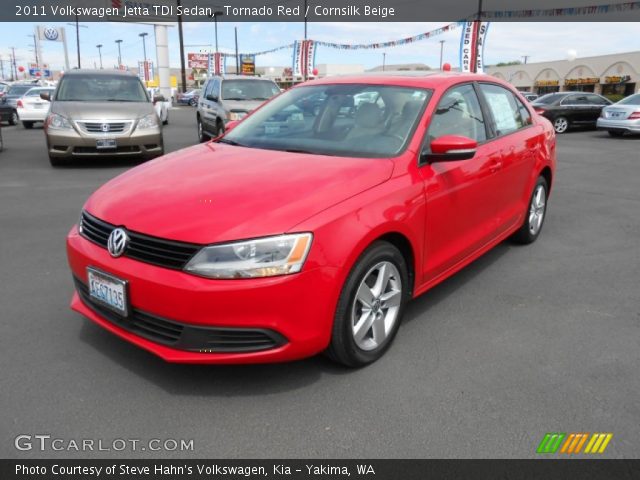 2011 Volkswagen Jetta TDI Sedan in Tornado Red