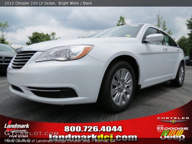 2013 Chrysler 200 LX Sedan in Bright White