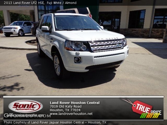 2013 Land Rover LR2 HSE in Fuji White