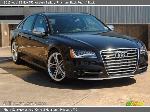 2013 Audi S8 4.0 TFSI quattro Sedan in Phantom Black Pearl