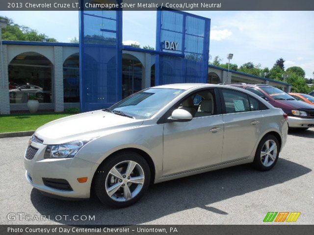 2013 Chevrolet Cruze LT in Champagne Silver Metallic