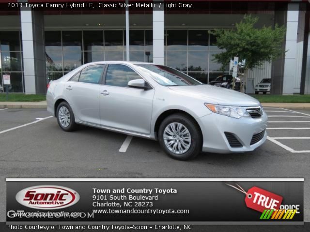 2013 Toyota Camry Hybrid LE in Classic Silver Metallic