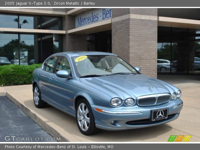 2005 Jaguar X-Type 3.0 in Zircon Metallic