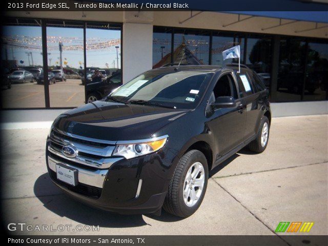 2013 Ford Edge SEL in Tuxedo Black Metallic