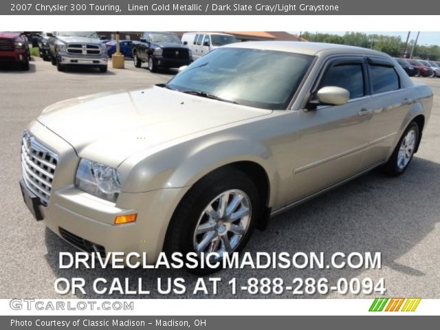 2007 Chrysler 300 Touring in Linen Gold Metallic