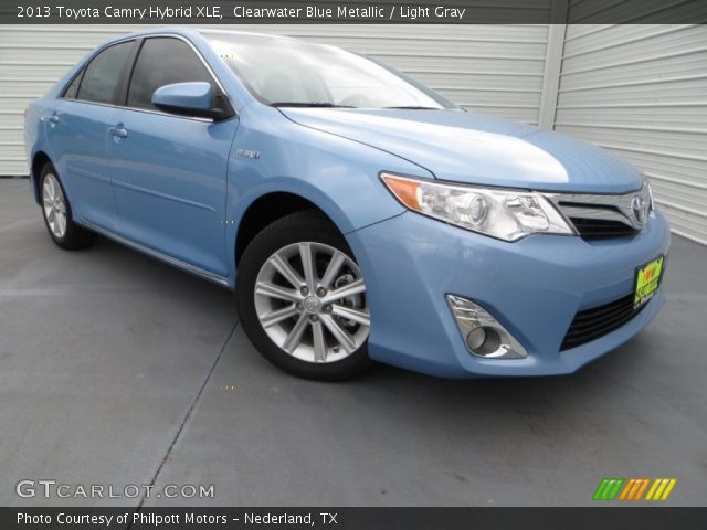 2013 Toyota Camry Hybrid XLE in Clearwater Blue Metallic