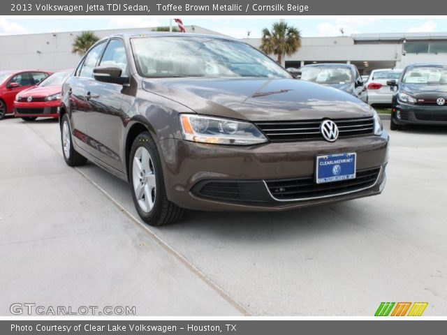 2013 Volkswagen Jetta TDI Sedan in Toffee Brown Metallic